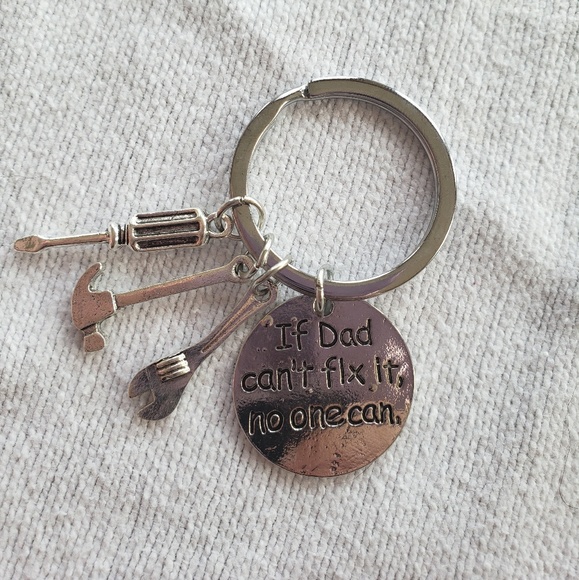 Fix it daddy keychain - Picture 2 of 3